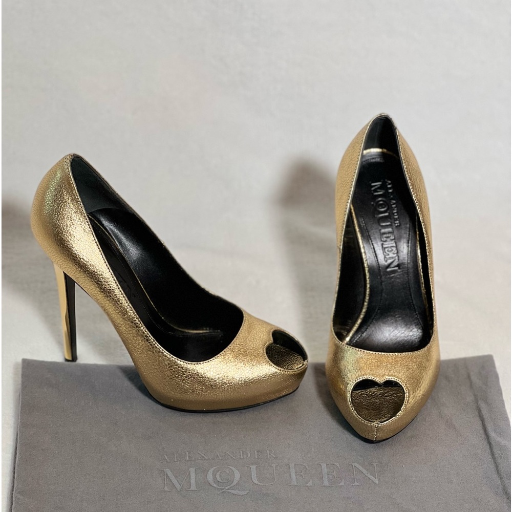 ALEXANDER MCQUEEN Gold Metallic Heart Peep Pumps SIZE 36